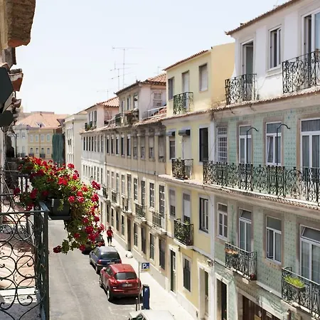 Travel And Tales Principe Real * Lisbon