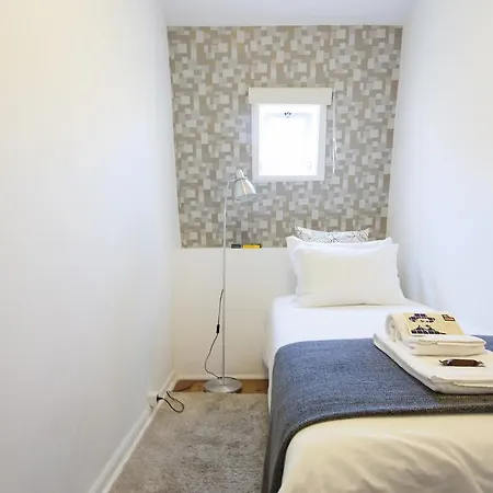 Travel And Tales Principe Real Apartment